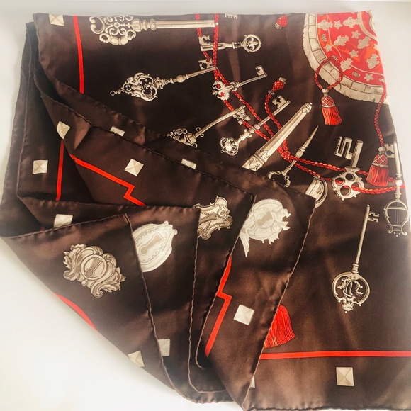 Authentic Hermès Silk Scarf - Picture 2 of 3